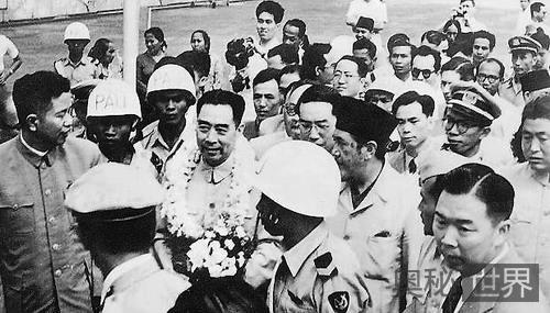 1955年周恩来座机被炸真相