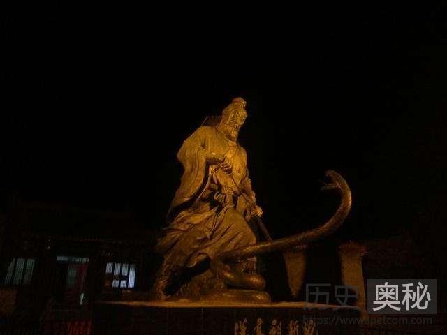 公元920年，辽太祖耶律阿保机射死的那条“龙”是什么动物？