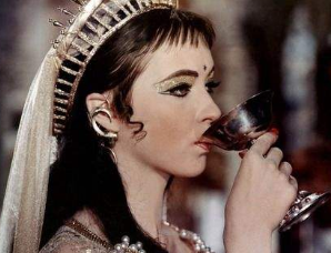 考古揭示埃及艳后死于鸡尾酒投毒